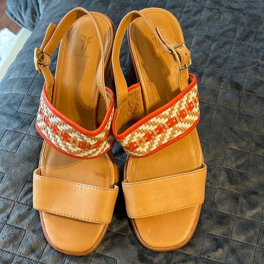 FRYE‎ Amy Block Heel SlingBack Strap Sandals - Picture 4 of 8
